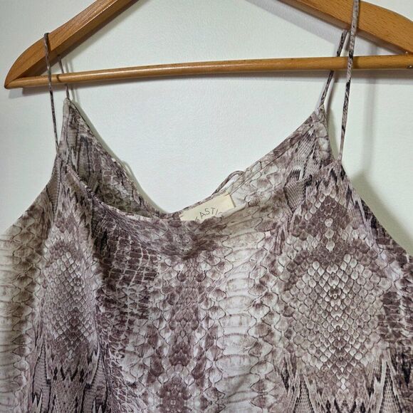 NWT FANTASTIC FAWN SNAKE PRINT TANK TOP SIZE LARGE - Picture 9 of 15